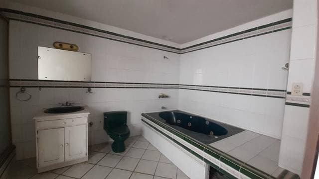 CASA EN VENTA SAN CRISTÓBAL EN COLONA SOBRE BULEVAR — foto 6