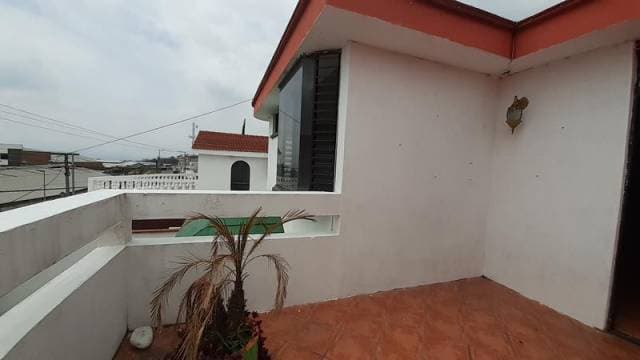 CASA EN VENTA SAN CRISTÓBAL EN COLONA SOBRE BULEVAR — foto 8