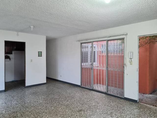 Casa en alquiler en San Cristóbal Sector B-1 — foto 2
