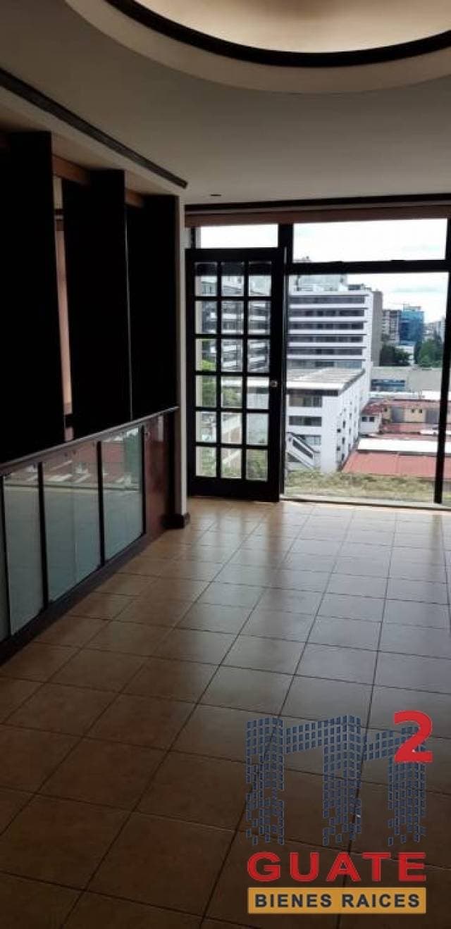 Oficina de 87.5 m2 de construcción en Renta, Zona 09 — foto 2