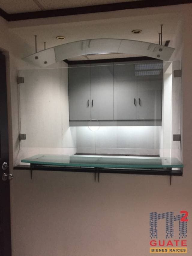 Oficina de 87.5 m2 de construcción en Renta, Zona 09 — foto 3