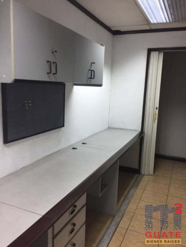 Oficina de 87.5 m2 de construcción en Renta, Zona 09 — foto 5