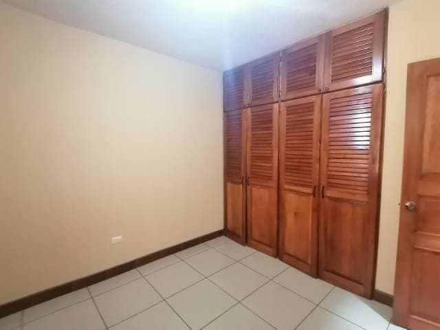 Apartamento Renta Entrada Ciudad Satélite Zona 1 Mixco — foto 4