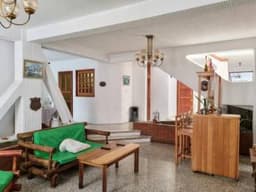 Casa en Venta Zona 10 Ciudad Guatemala afuera de garita