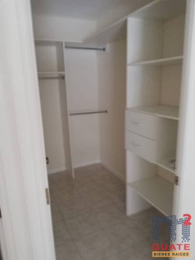 Apartamento de 92 m2 de construcción en Renta, Zona 10 — foto 4