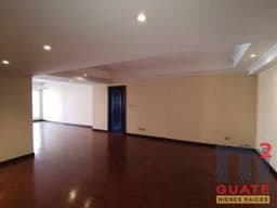 Apartamento de 201.6 m2 de construcción en Venta o Renta, Zona 14