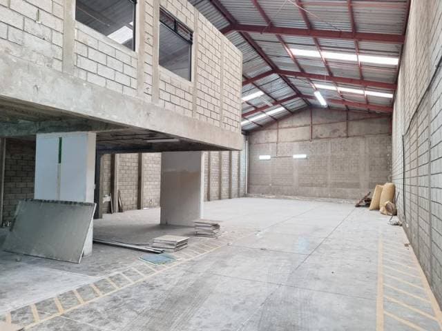 BODEGA EN RENTA Z.10 CIUDAD DE GUATEMALA — foto 2