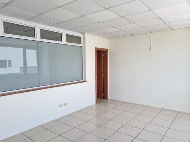 Ofibodega en Renta Zona 12 Atanasio Tzul, Guatemala — foto 2