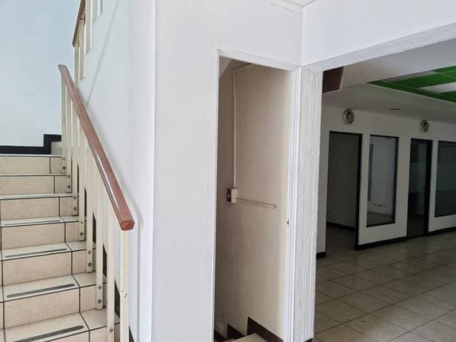 Ofibodega en Renta en Zona 10 Guatemala — foto 3