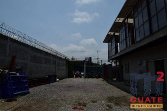 Ofibodega de 400 m2 de construcción, Venta Zona 13 — foto 2