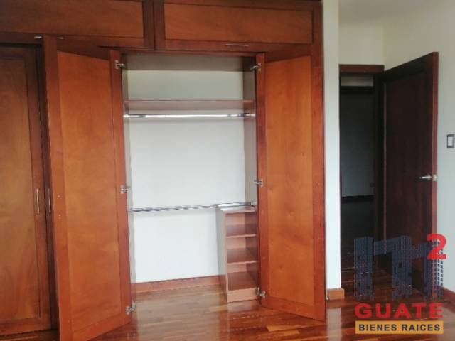 Apartamento de 120 m2 de construcción en Renta, Zona 15 — foto 9