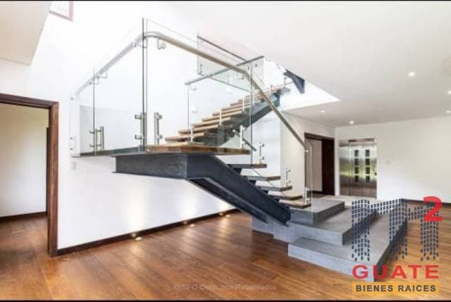 Casa de 567 m2 de construcción Venta, Zona 16 — foto 7