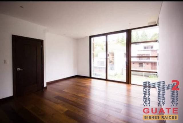Casa de 567 m2 de construcción Venta, Zona 16 — foto 8