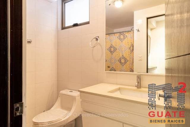 Apartamento de 135 m2 de construcción en Renta, Zona 10 — foto 9