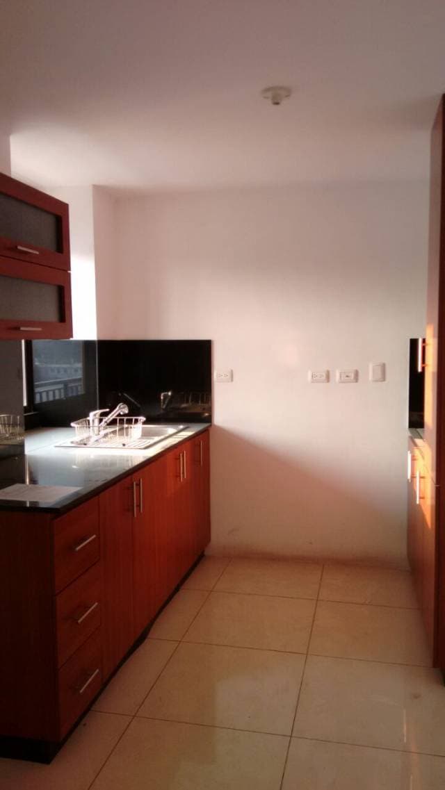 VENDO HERMOSO APARTAMENTO EN LA FLORESTA — foto 2