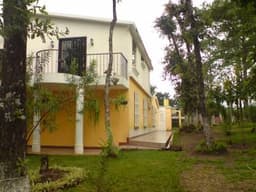 Comprar Casa Mixco Alamedas de Yumar, Blvd. Club Campestre 