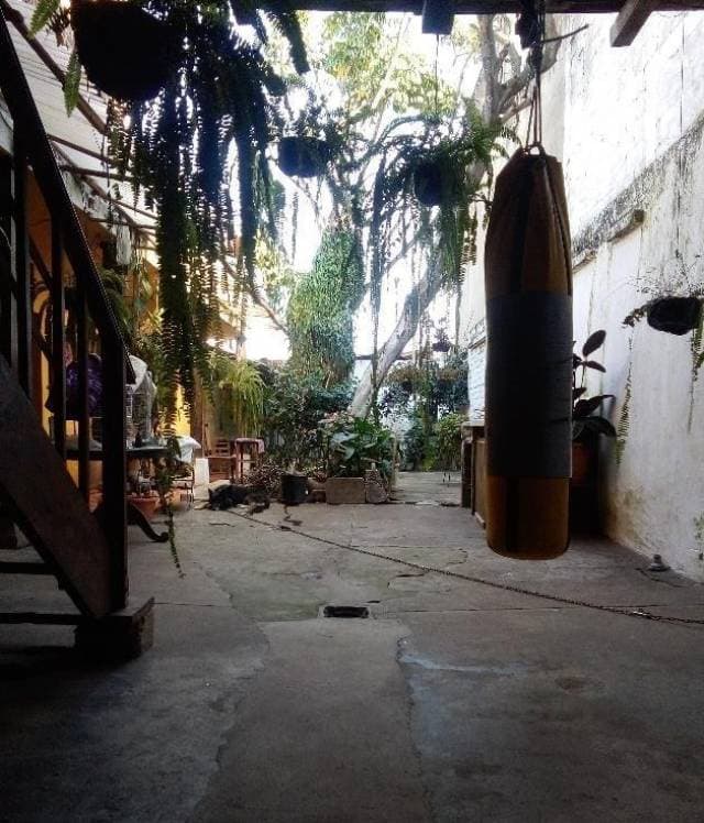 Casa en Venta de 2 Niveles en Colonia Castañas — foto 3