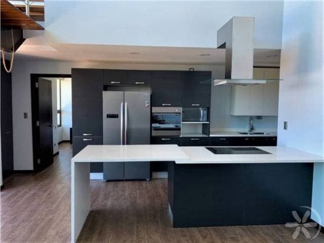 Alquilo Apartamento Tipo Loft Zona 10, excelente ubicación — foto 4