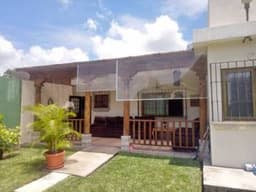 VENDO HERMOSA CASA EN Z 15 VISTA HERMOSA 1,  $825,000 INF. LUCY BARRAZA. 55359756