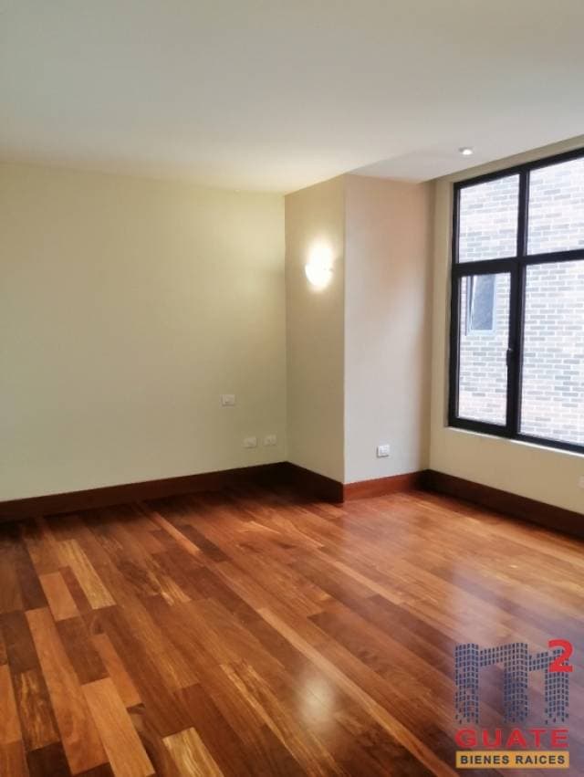Apartamento de 215 m2 de construcción en Renta, Zona 10 — foto 3