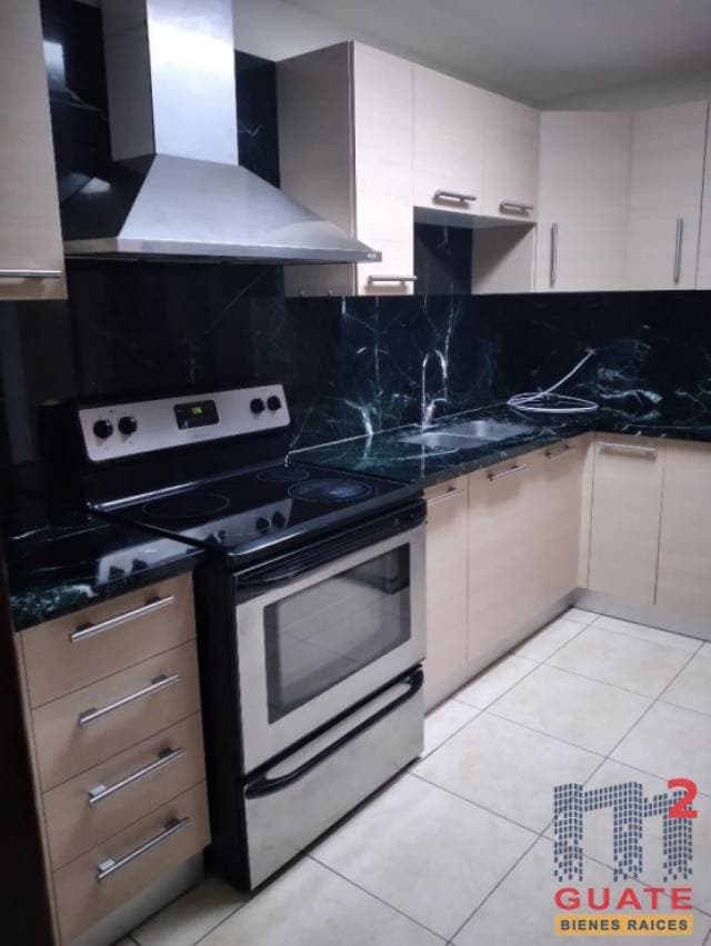 Apartamento de 136.85 m2 de construcción en Venta, Zona 10 — foto 8