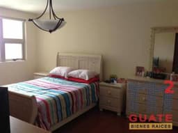Apartamento de 264 m2 de construcción en Venta, Zona 15