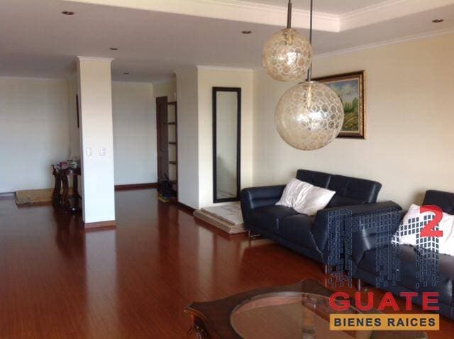 Apartamento de 264 m2 de construcción en Venta, Zona 15 — foto 2