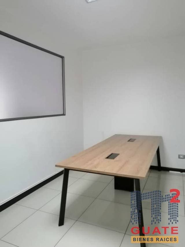 Oficina de 50 m2 de construcción en Renta, Zona 10 — foto 10