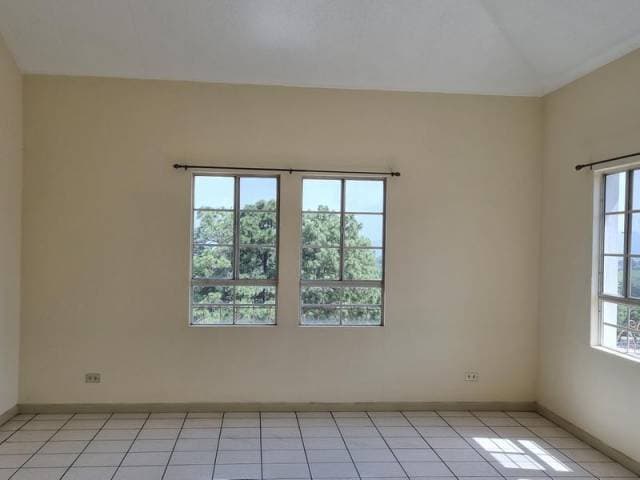 Apartamento en Renta Zona 13 Monte Azul — foto 3