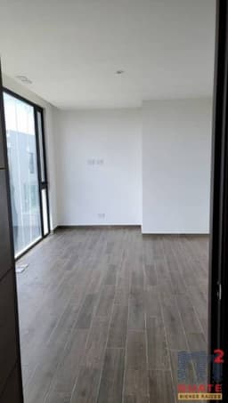 Apartamento de 123 m2 de construcción en Renta, Zona 15