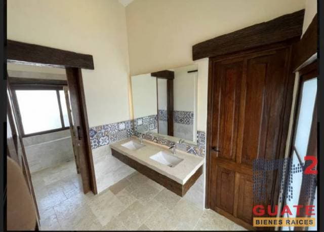 Casa de 351.27 m2 de construcción, en Venta, Antigua Guatemala — foto 9