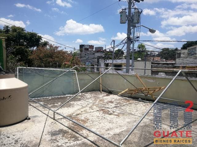 Casa de 399.9 m2 de construcción en Venta, Zona 13 — foto 2