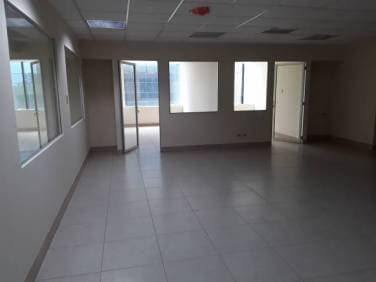 RENTA DE OFICINA EN EDIFICIO EUROPLAZA ZONA 14. — foto 1