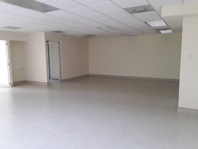 RENTA DE OFICINA EN EDIFICIO EUROPLAZA ZONA 14. — foto 3