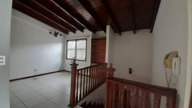 Casa en Venta Zona 10 Guatemala, adentro de condominio — foto 4