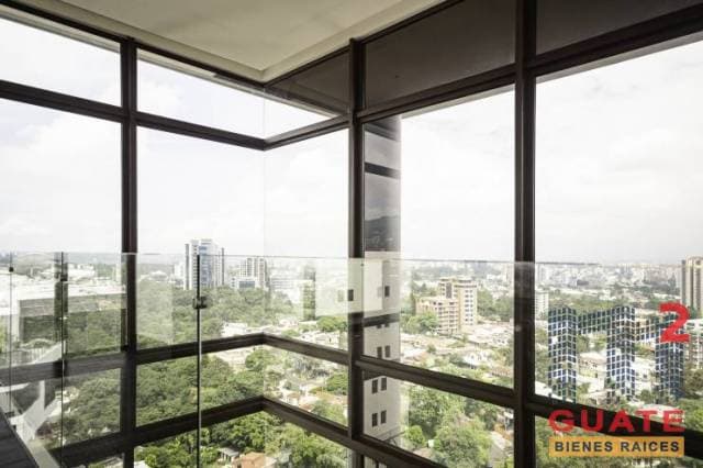 Apartamento de 507.75 m2 de construcción en Venta, Zona 15 — foto 2