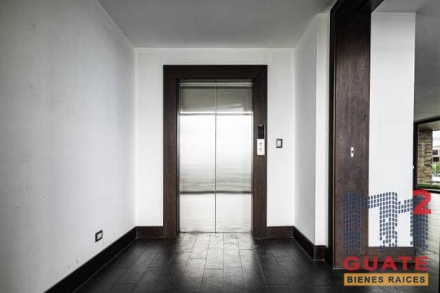 Apartamento de 507.75 m2 de construcción en Venta, Zona 15 — foto 10
