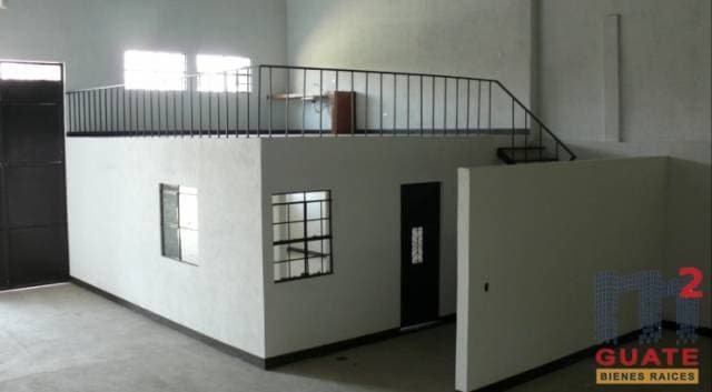 Ofibodega de 675 m2 de construcción en Renta, Zona 18 — foto 7