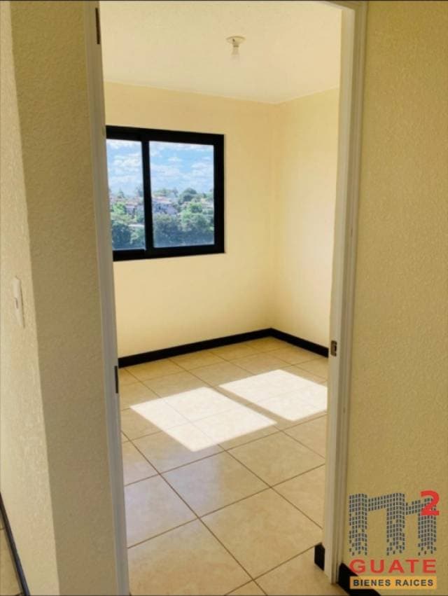 Casa de 147.3 m2 de construcción, en Venta, Zona 16 — foto 2