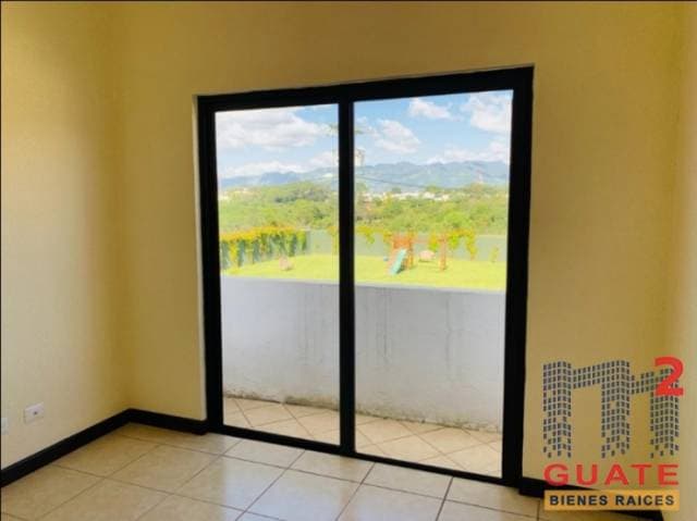 Casa de 147.3 m2 de construcción, en Venta, Zona 16 — foto 9