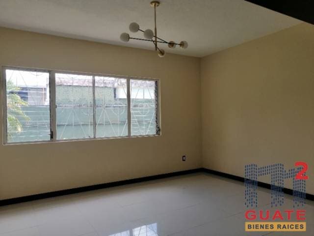 Casa de 400 m2 de construcción, en Renta, Zona 10 — foto 6
