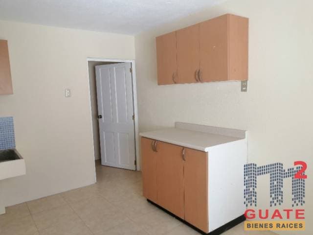 Casa de 400 m2 de construcción, en Renta, Zona 10 — foto 13