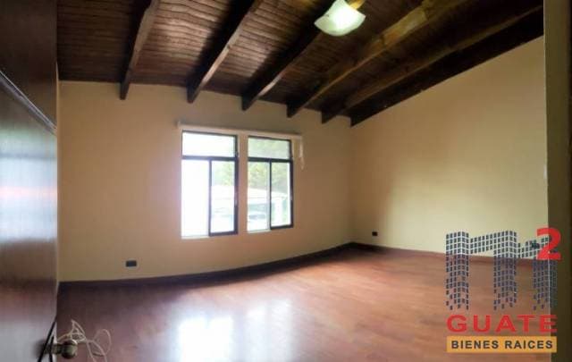 Casa de 214 m2 de construcción en Renta, Zona 14 — foto 2