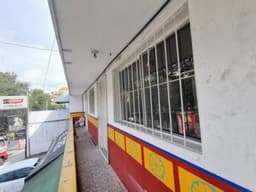 Local en Renta Bulevar San Cristóbal, para comercio u oficina
