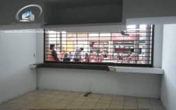SE  RENTA LOCAL AREA DE FOOD COURT VILLA NUEVA