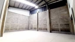 Alquilo Ofibodega  en el Corazón de Calzada La Paz