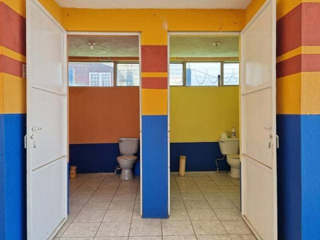 OFIBODEGA O COLEGIO EN RENTA EN SAN CRISTÓBAL — foto 7