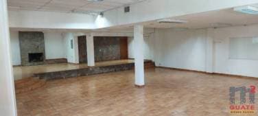 Casa de 824 m2 de construcción, en Renta Zona 09 — foto 1