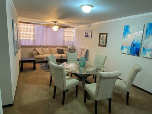 APARTAMENTO EN RENTA ZONA 14 SANTORINI — foto 4