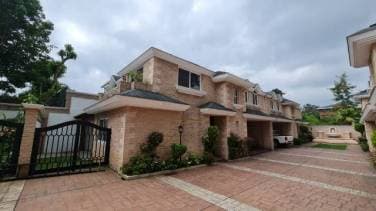 CASA EN VENTA EN ZONA 14 — foto 1